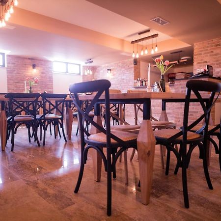 Martini Restaurant & Cazare Sebesel 외부 사진