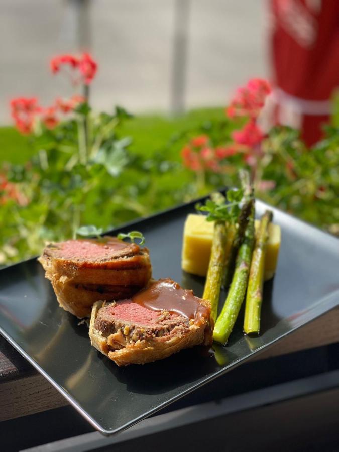 Martini Restaurant & Cazare Sebesel 외부 사진